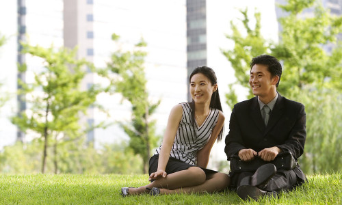 Polygyny dating