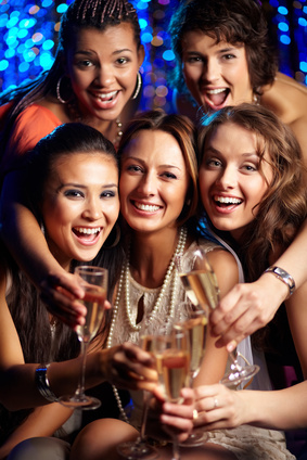 How To Make Your Thai Girlfriend Laugh? - love-sites.com